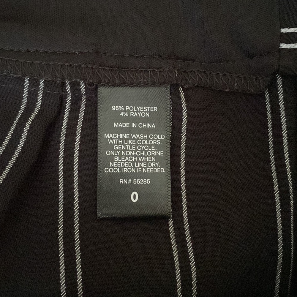 Express pants - Picture 2 of 3
